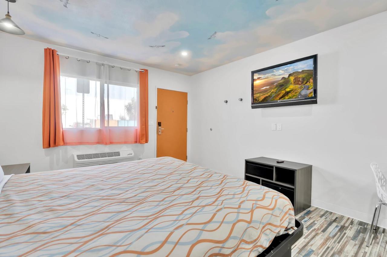 Tradewinds Motel Lakewood Ngoại thất bức ảnh