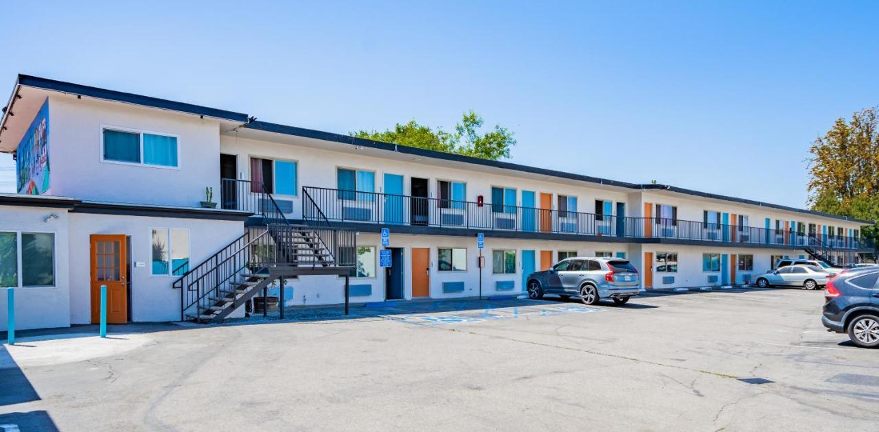 Tradewinds Motel Lakewood Ngoại thất bức ảnh